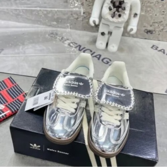 🍭Wales Bonner Adidas Silver Sambas - Picture 3 of 5